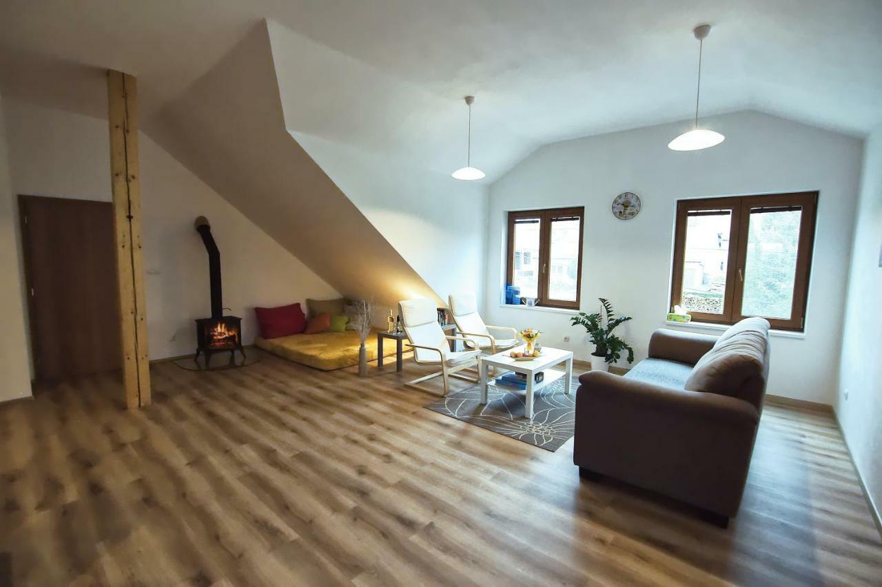 סדלץ "U Capa" Krasny Apartman V Sedleci מראה חיצוני תמונה