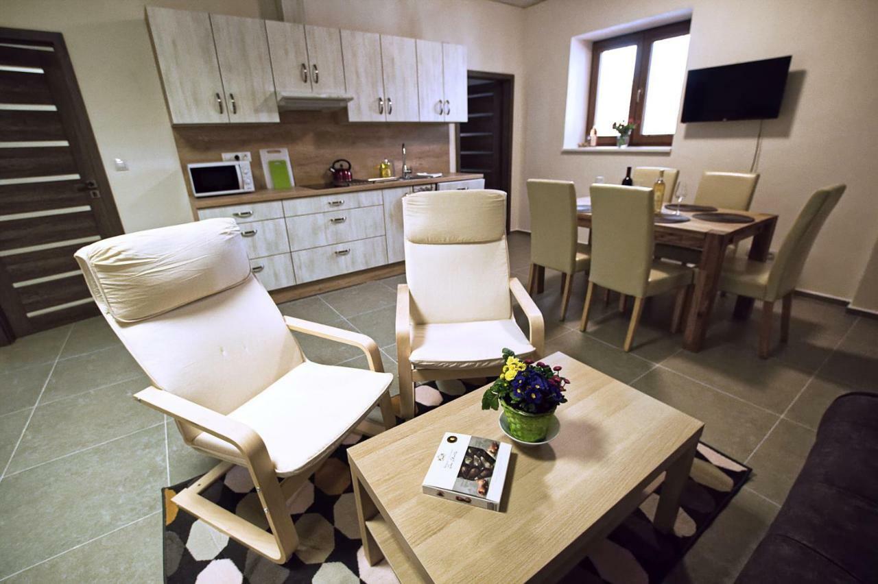סדלץ "U Capa" Krasny Apartman V Sedleci מראה חיצוני תמונה