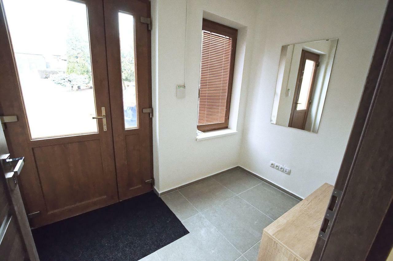 סדלץ "U Capa" Krasny Apartman V Sedleci מראה חיצוני תמונה